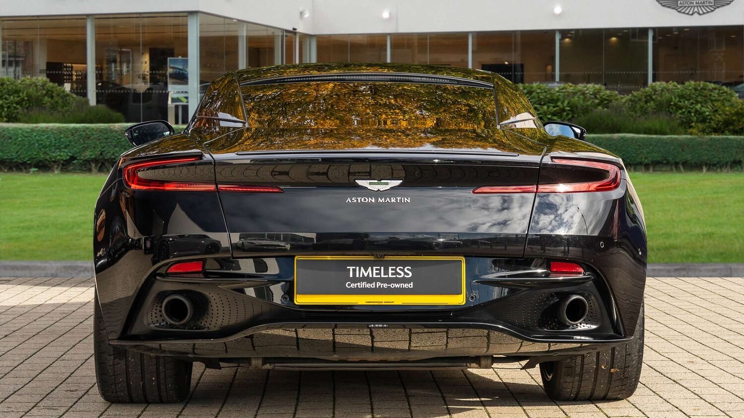 Used Aston Martin DB11 2021 for sale - 76390681: Photo 16