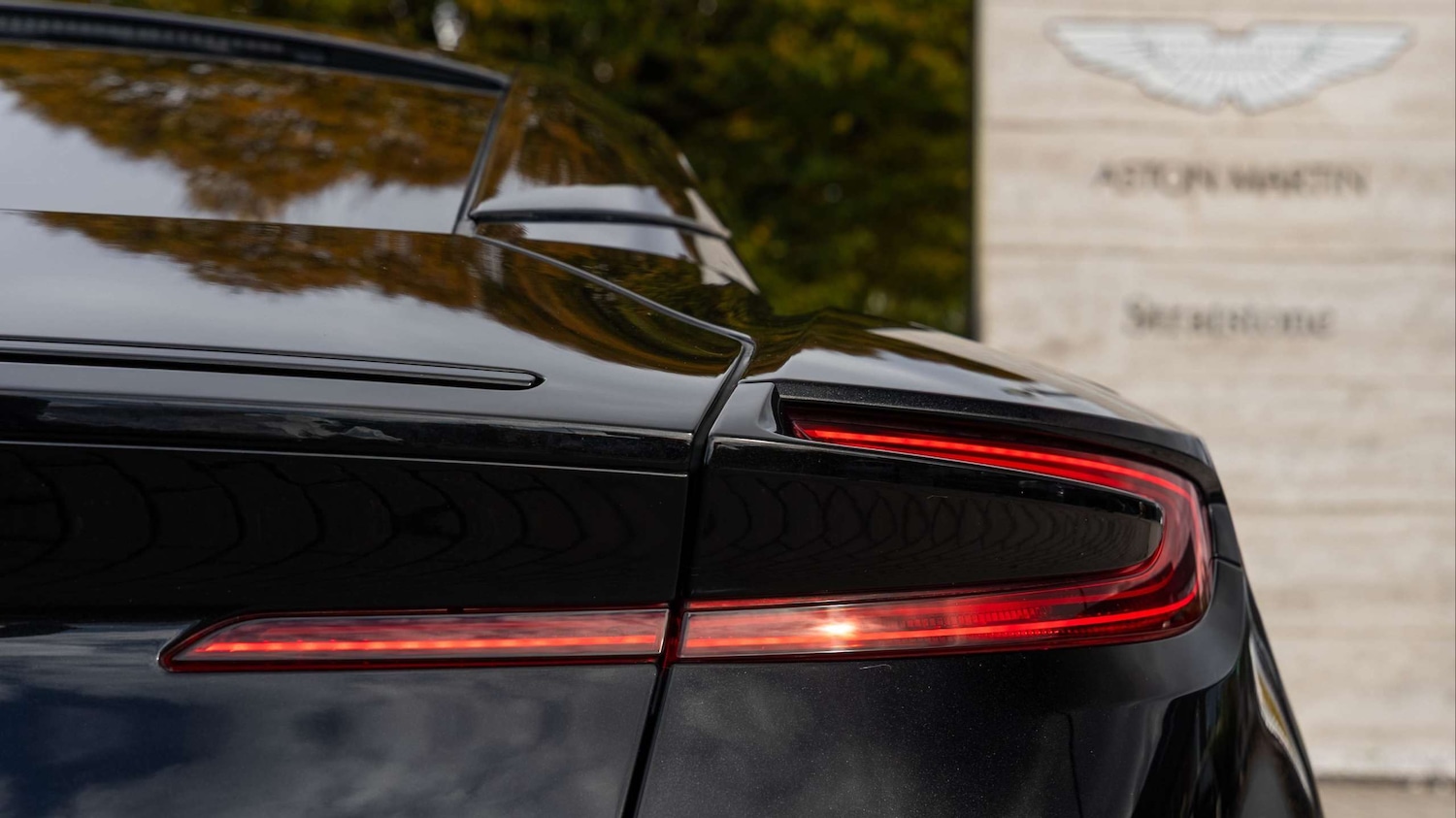 Used Aston Martin DB11 2021 for sale - 76390681: Photo 19