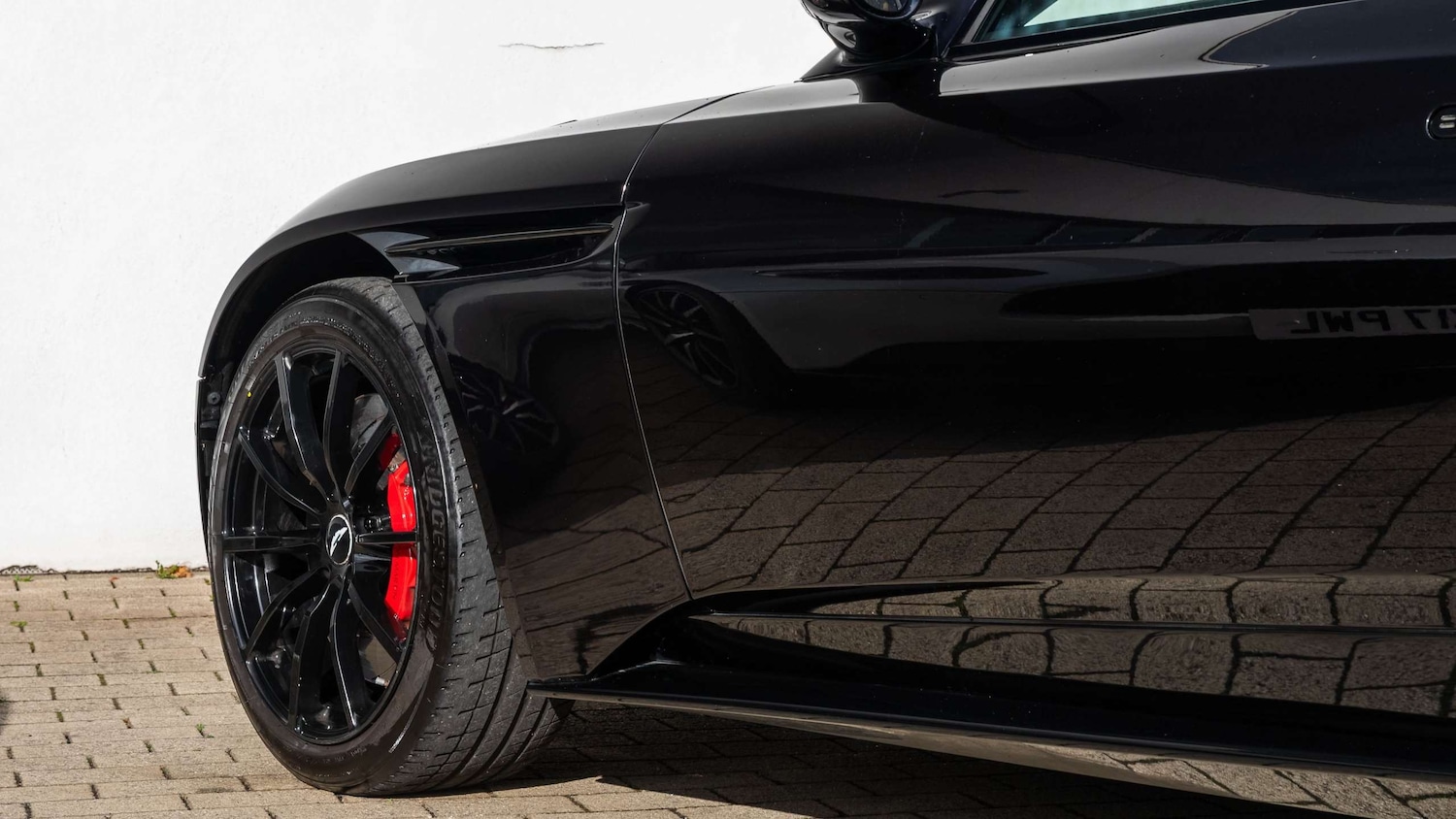 Used Aston Martin DB11 2021 for sale - 76390681: Photo 9