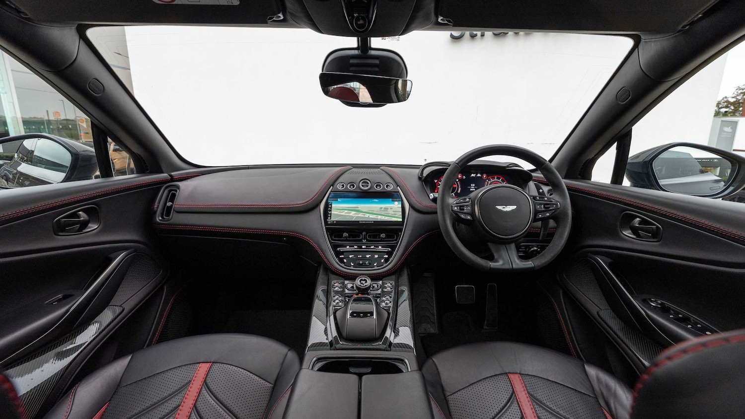 Used Aston Martin DBX for sale - 77661092: Photo 29