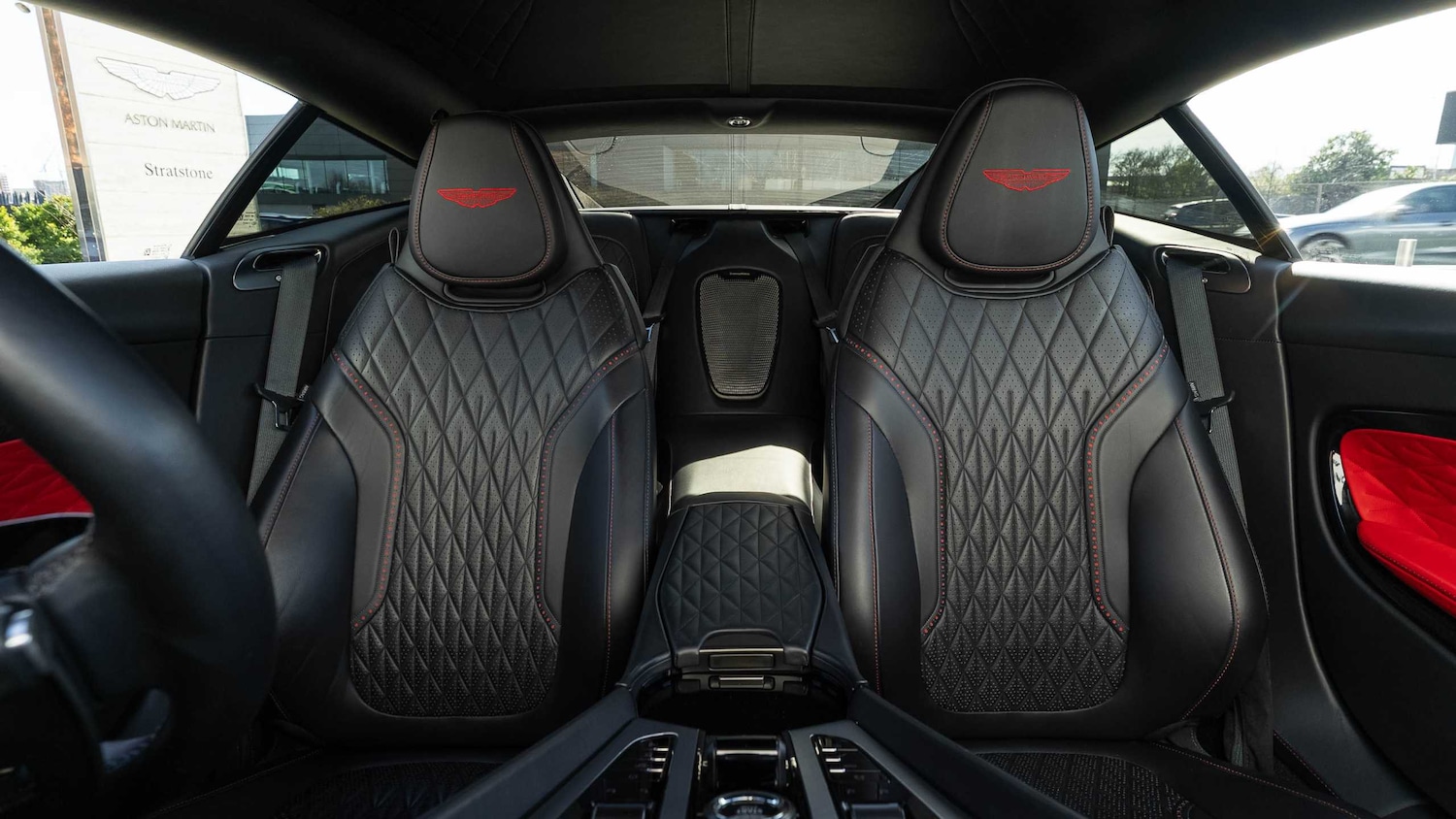 Used Aston Martin V8 2023 for sale - 78010600: Photo 17