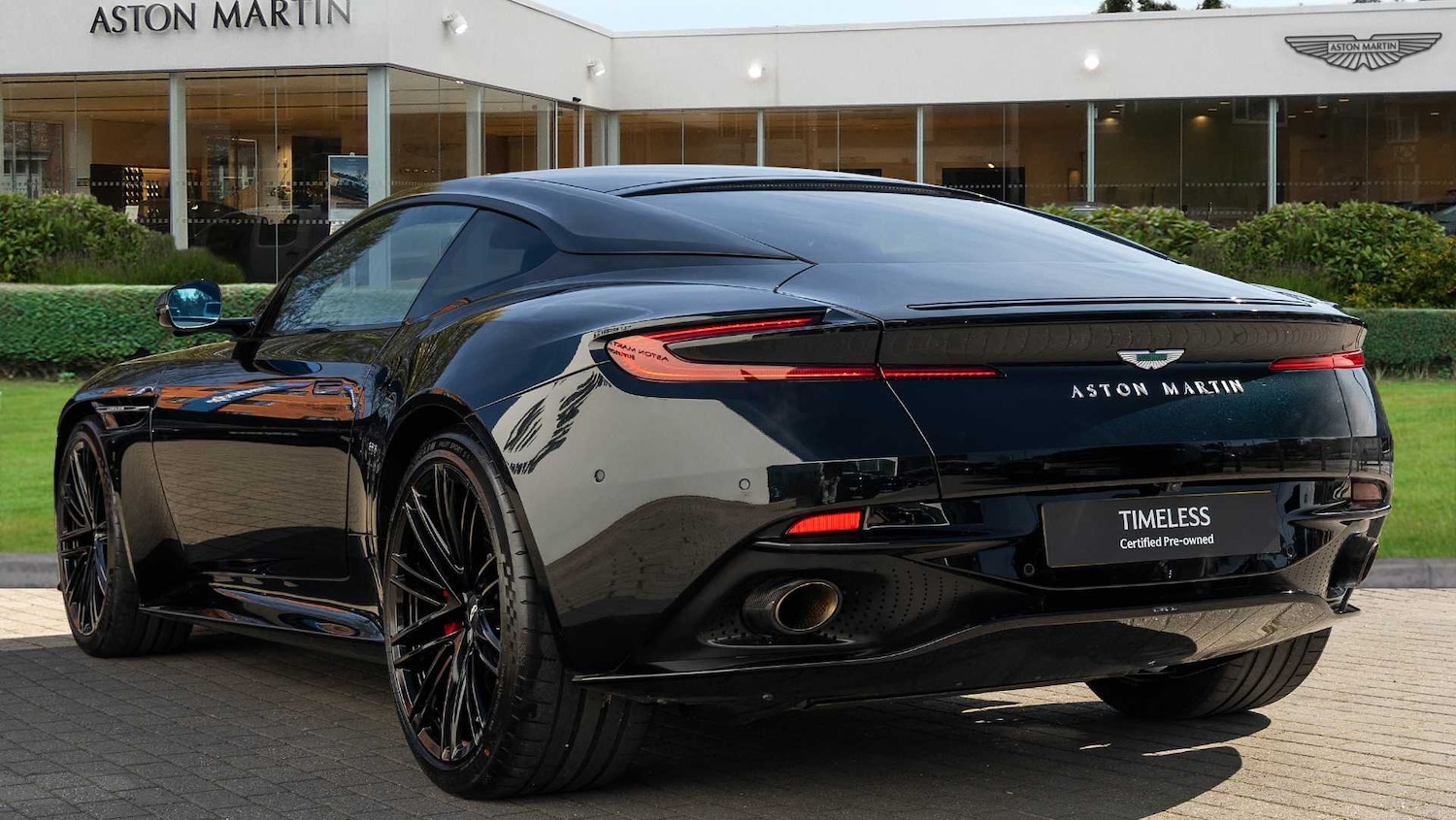 Used Aston Martin V8 2023 for sale - 78010600: Photo 2