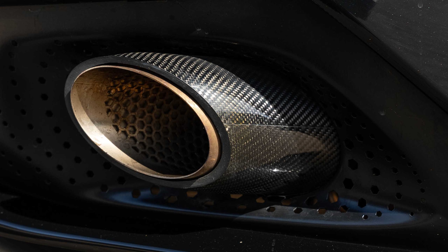 Used Aston Martin V8 2023 for sale - 78010600: Photo 30