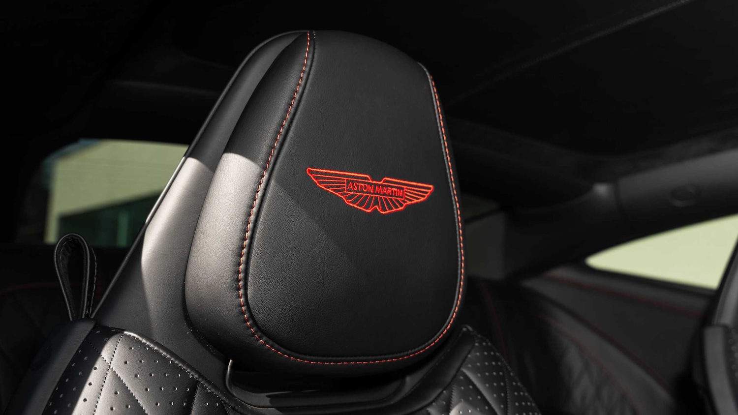 Used Aston Martin V8 2023 for sale - 78010600: Photo 5