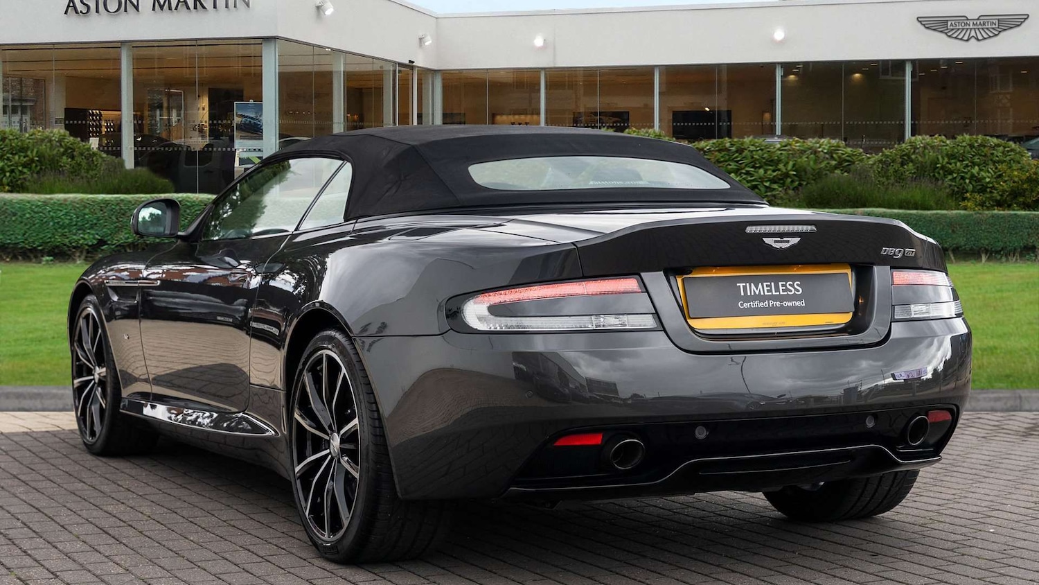 Used Aston Martin DB9 2017 for sale - 76827500: Photo 17