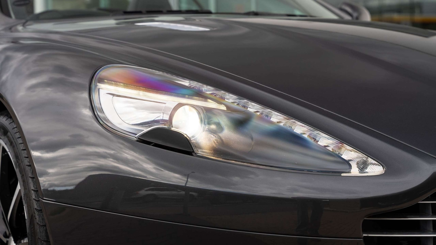 Used Aston Martin DB9 2017 for sale - 76827500: Photo 22