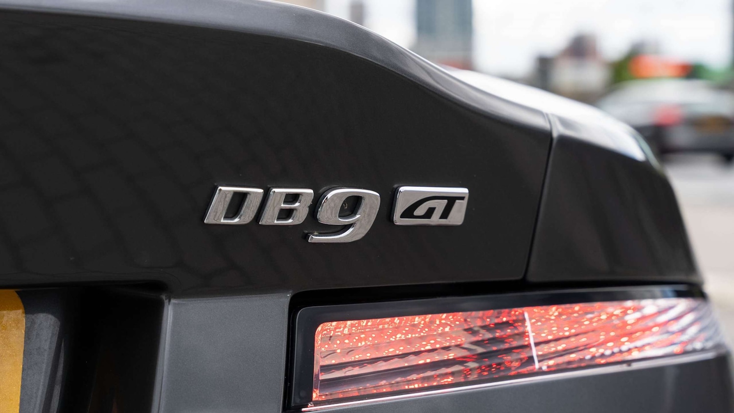 Used Aston Martin DB9 2017 for sale - 76827500: Photo 24