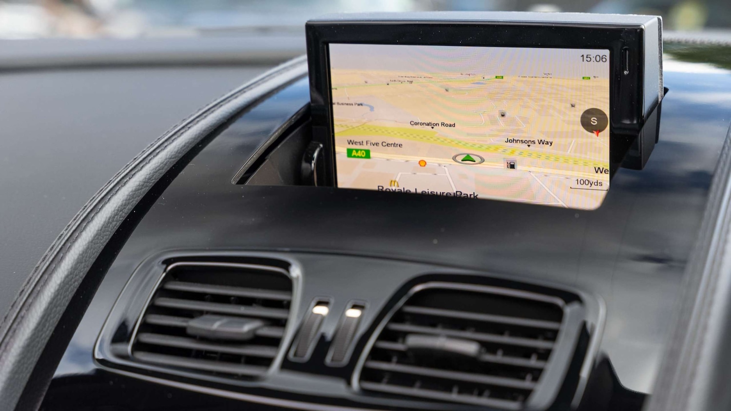 Used Aston Martin DB9 2017 for sale - 76827500: Photo 28