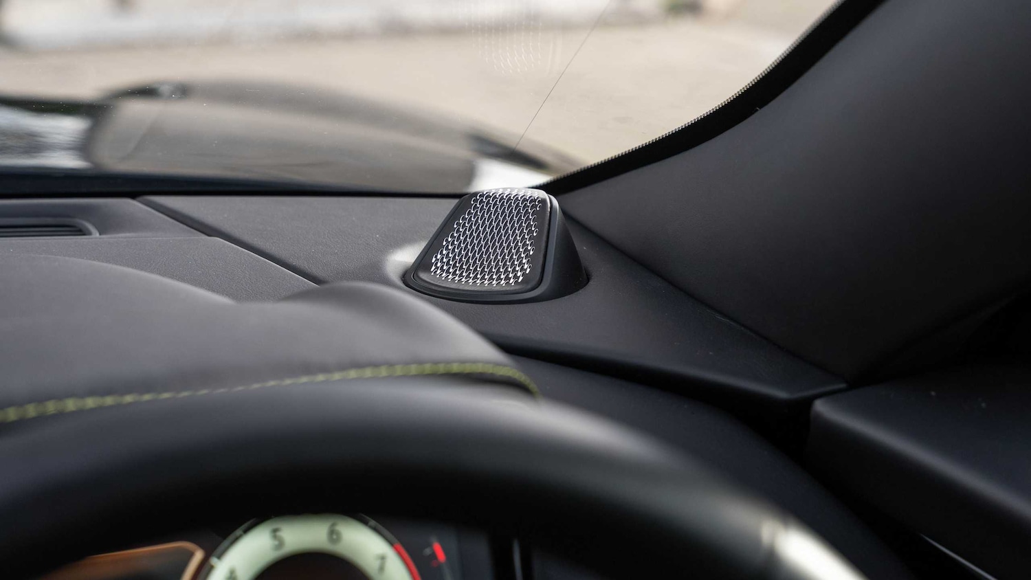 Used Aston Martin V8 2025 for sale - 77294151: Photo 11