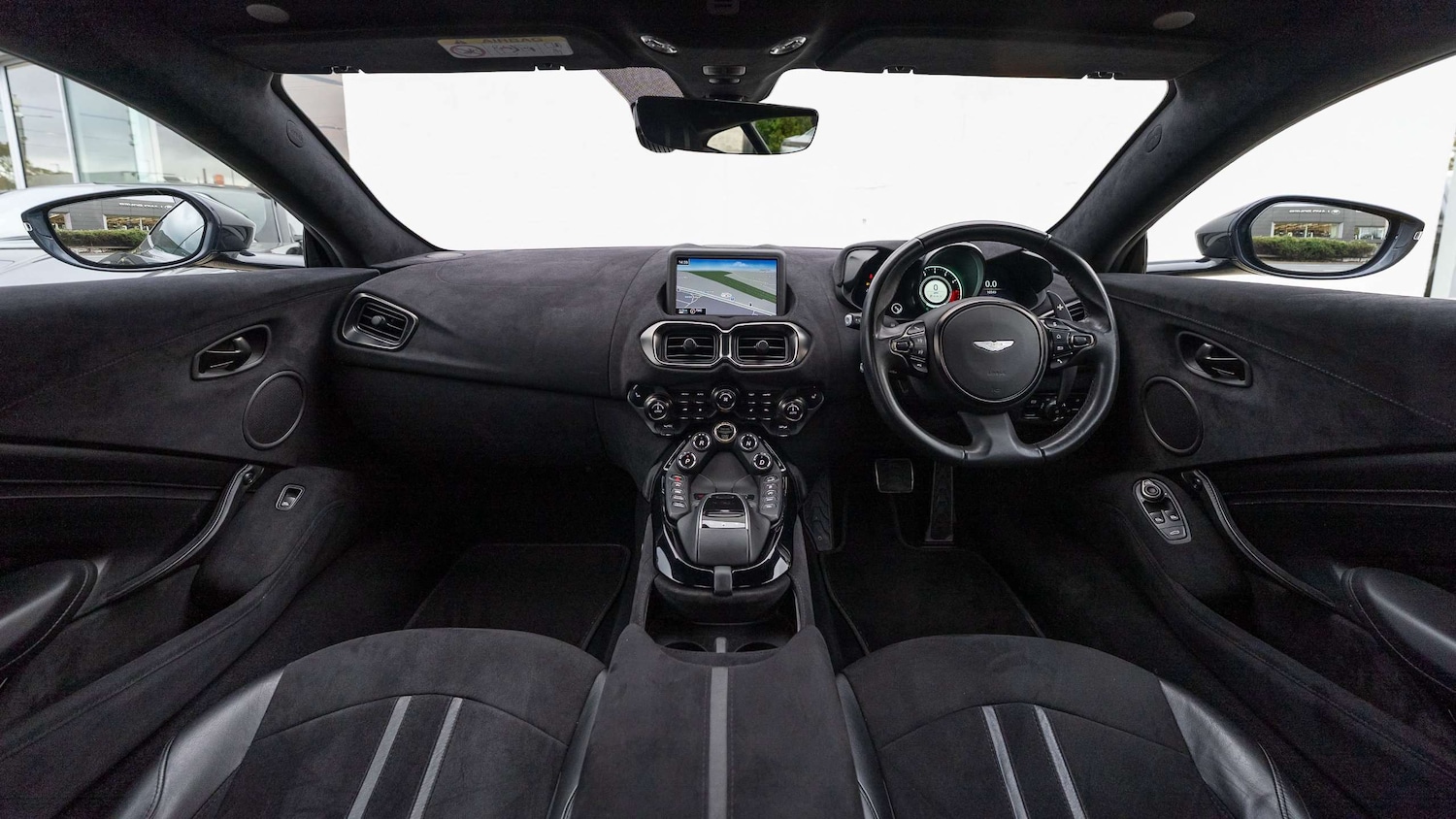 Used Aston Martin Vantage 2020 for sale - 76475768: Photo 15