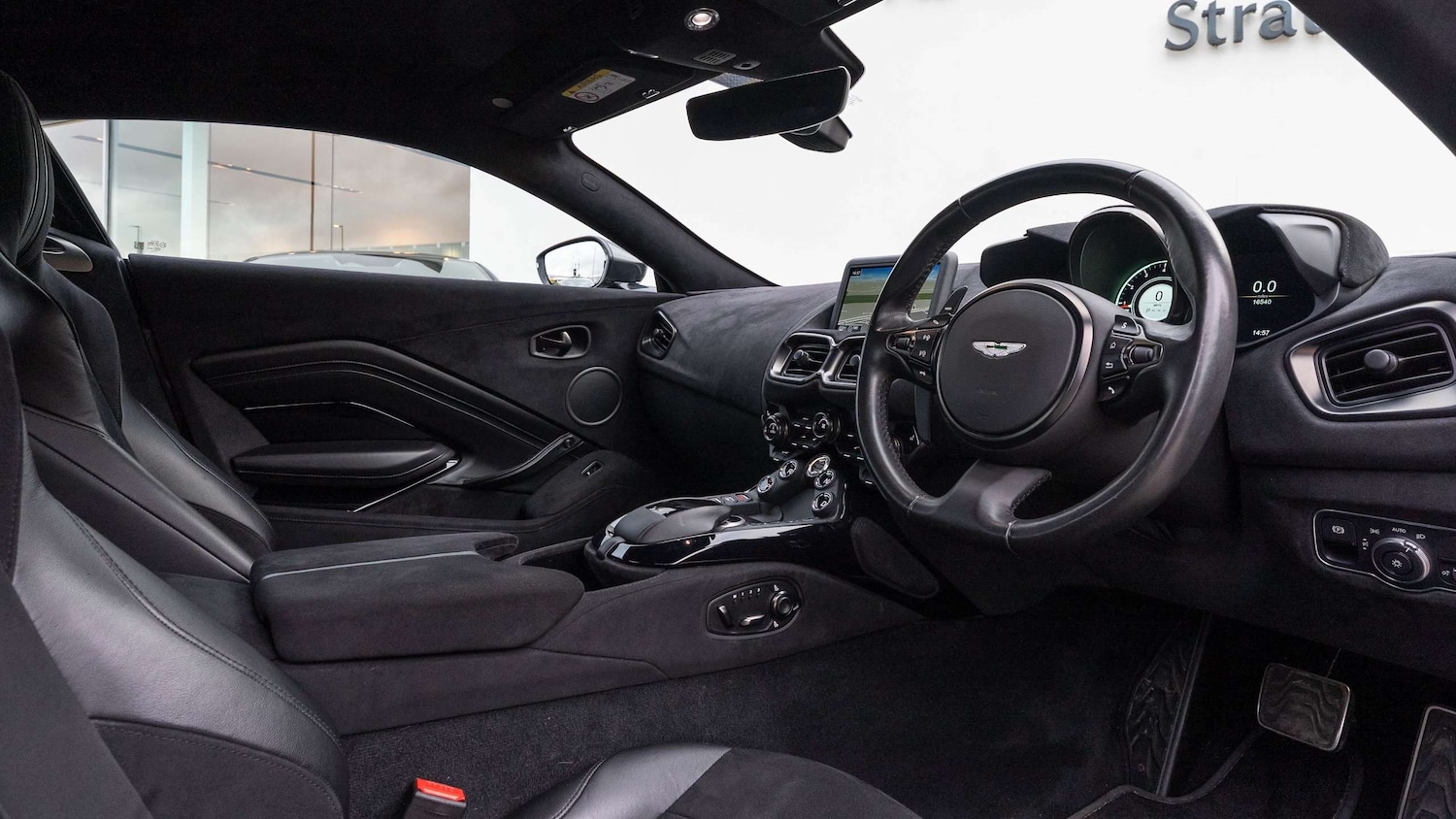 Used Aston Martin Vantage 2020 for sale - 76475768: Photo 16