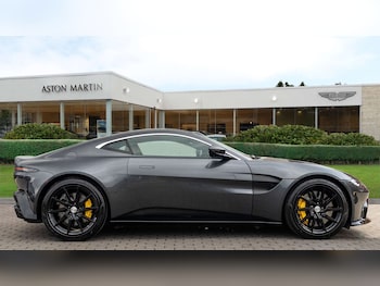 Used Aston Martin Vantage 2020 for sale - 76475768: Photo