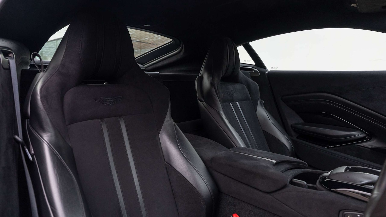 Used Aston Martin Vantage 2020 for sale - 76475768: Photo 4