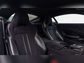 Used Aston Martin Vantage 2020 for sale - 76475768: Photo