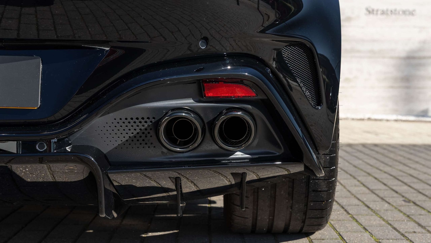 Used Aston Martin Vantage 2025 for sale - 77123309: Photo 16