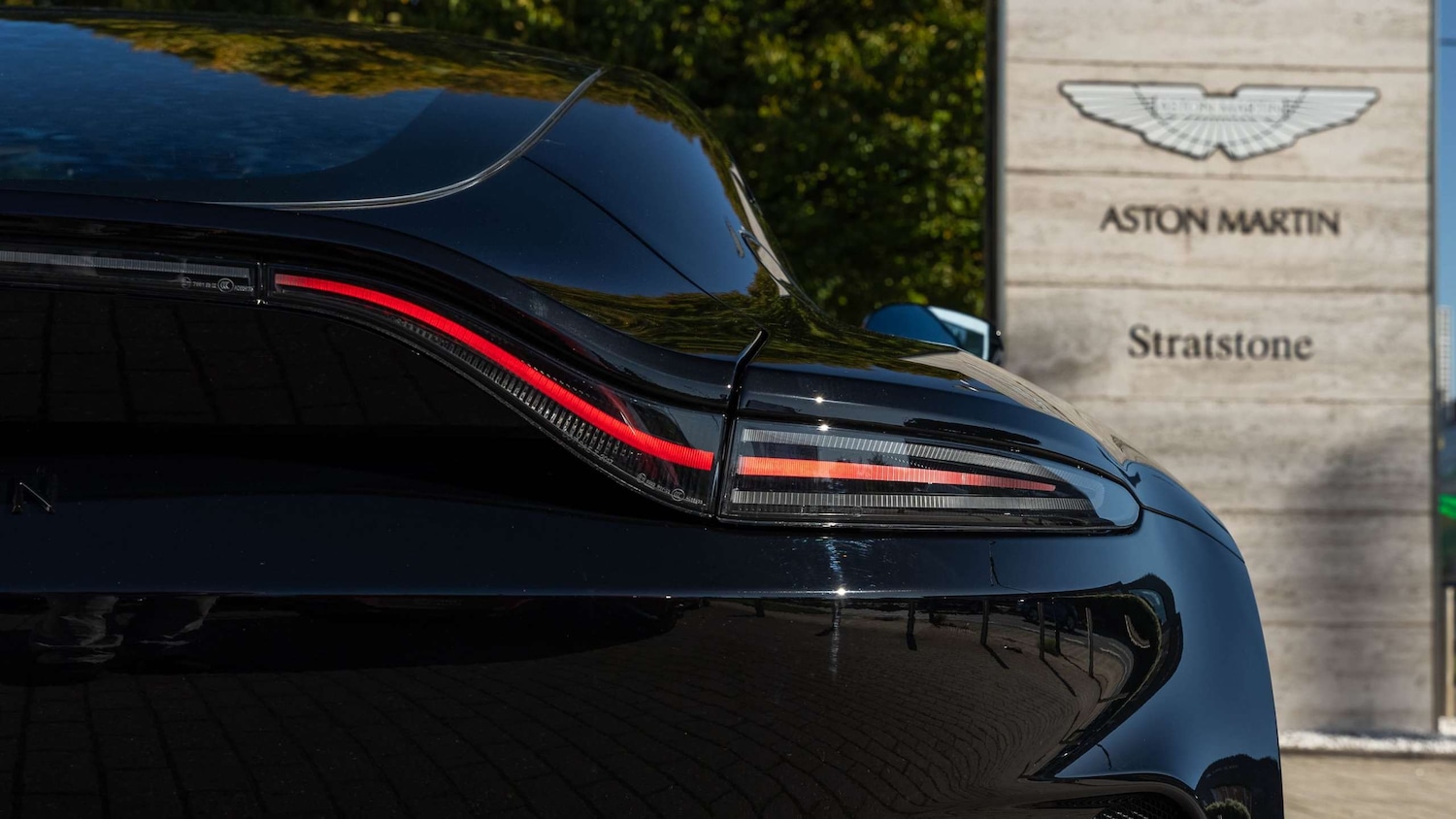 Used Aston Martin Vantage 2025 for sale - 77123309: Photo 17