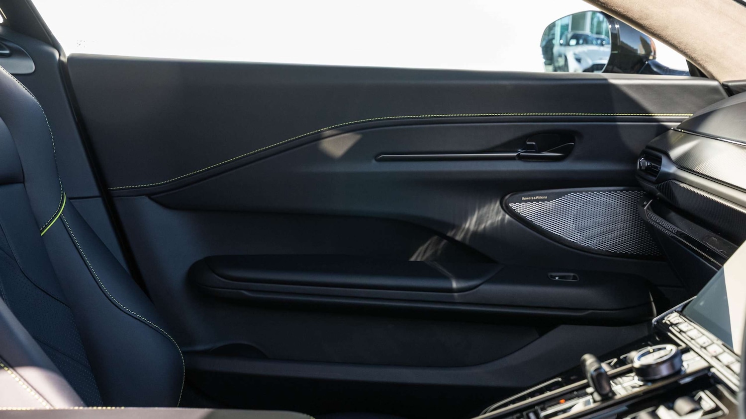 Used Aston Martin Vantage 2025 for sale - 77123309: Photo 20