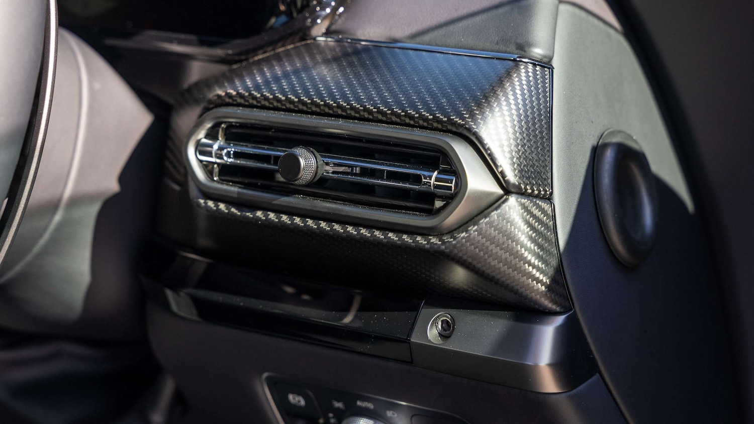 Used Aston Martin Vantage 2025 for sale - 77123309: Photo 22