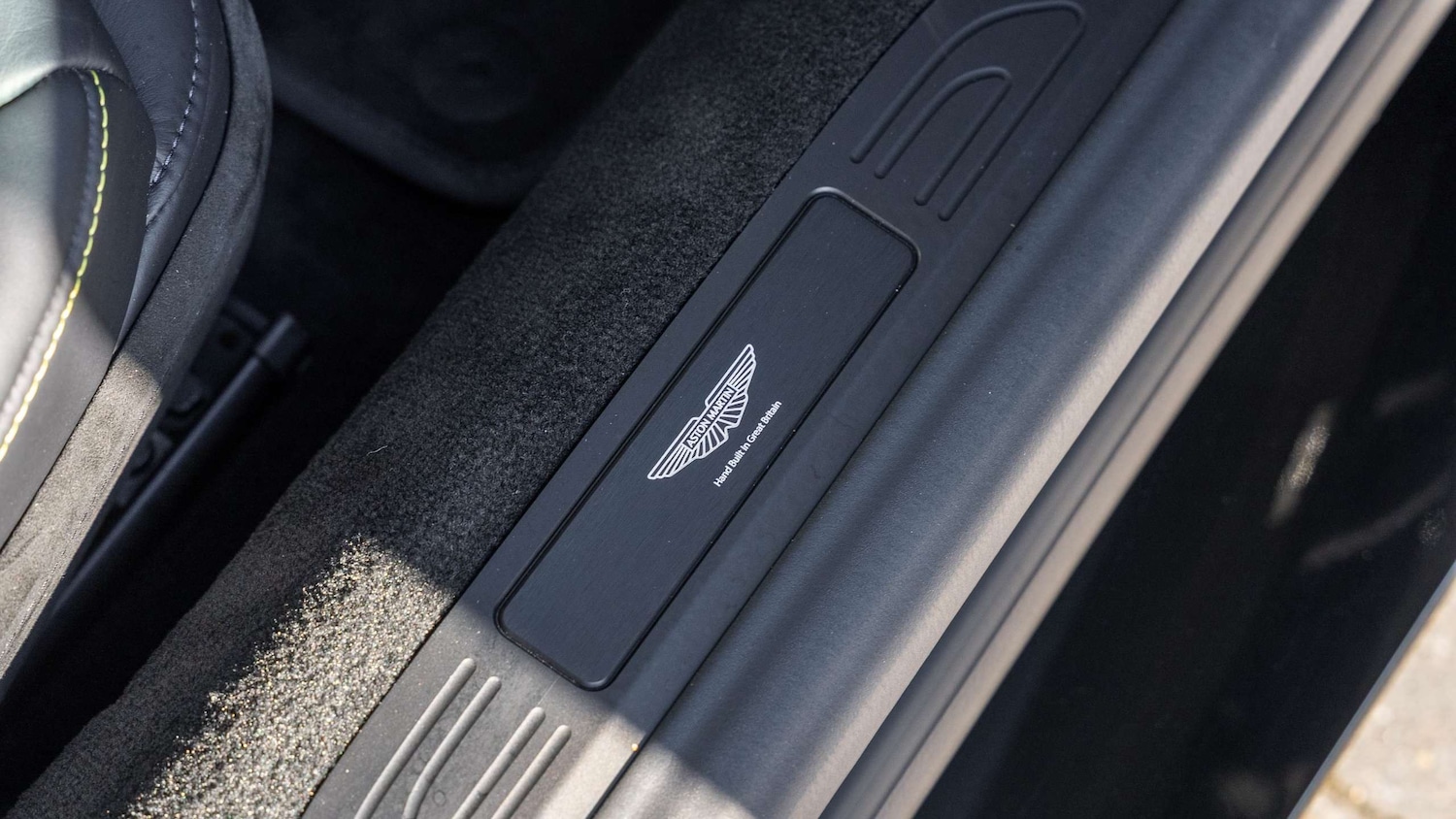 Used Aston Martin Vantage 2025 for sale - 77123309: Photo 30