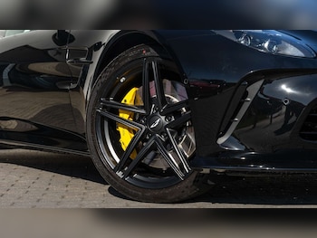 Used Aston Martin Vantage 2025 for sale - 77123309: Photo