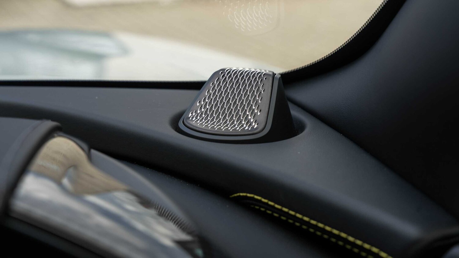 Used Aston Martin DBX 2024 for sale - 77674641: Photo 11