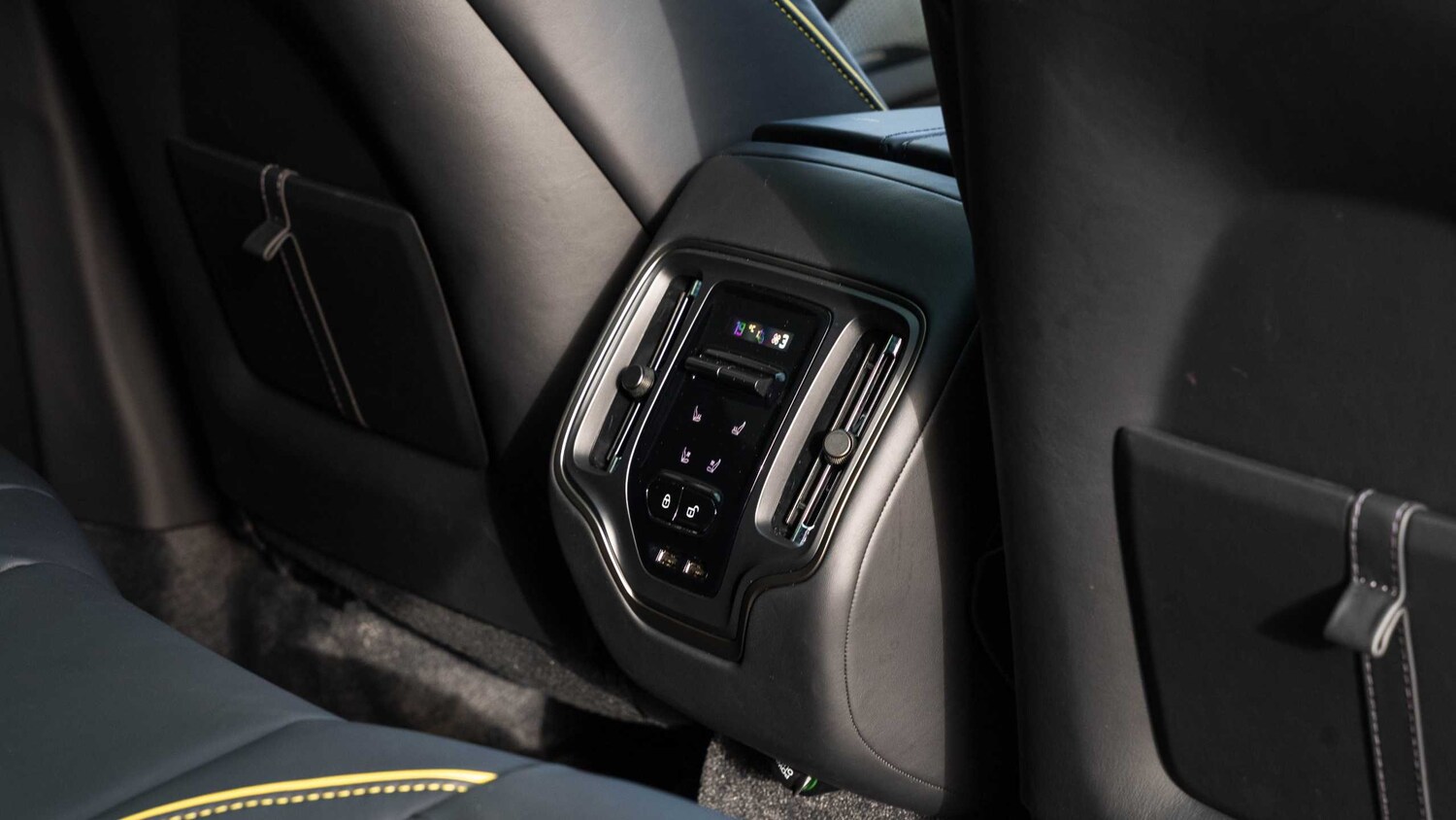 Used Aston Martin DBX 2024 for sale - 77674641: Photo 17