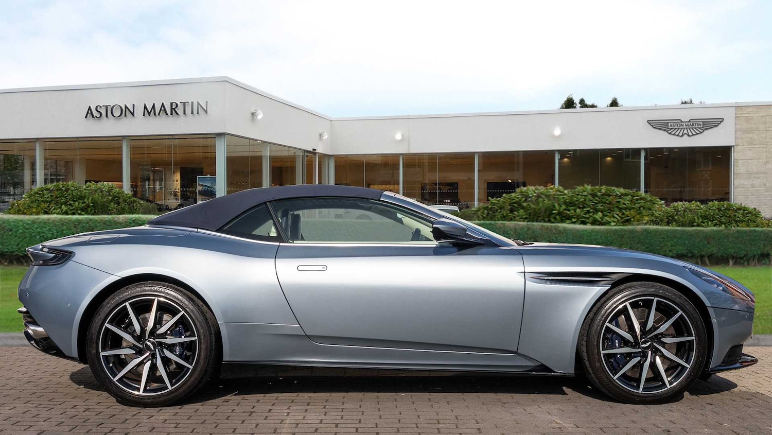 Used Aston Martin DB11 2020 for sale - 77706763: Photo 14