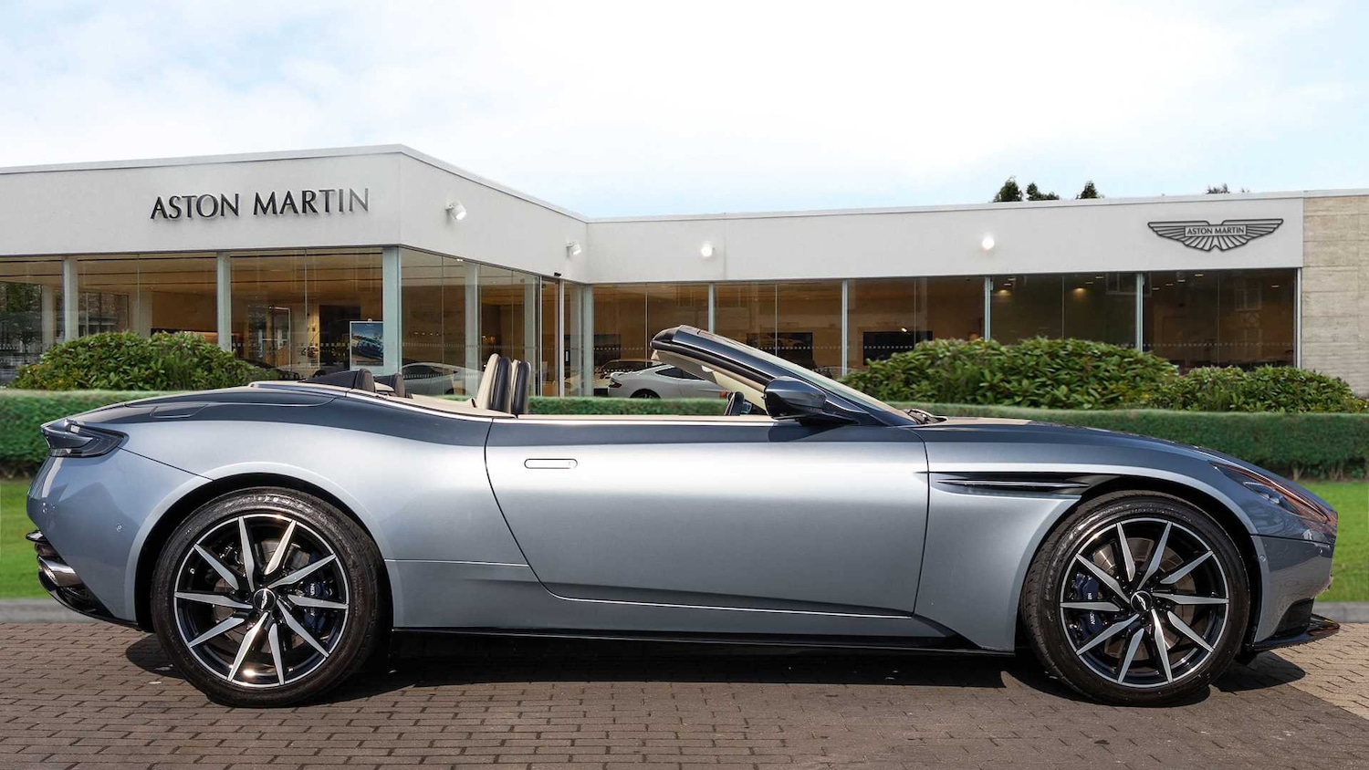 Used Aston Martin DB11 2020 for sale - 77706763: Photo 15