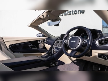 Used Aston Martin DB11 2020 for sale - 77706763: Photo