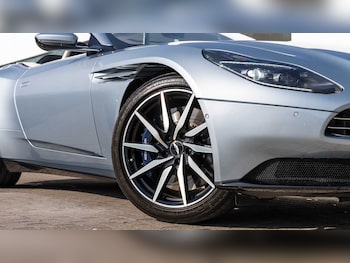 Used Aston Martin DB11 2020 for sale - 77706763: Photo