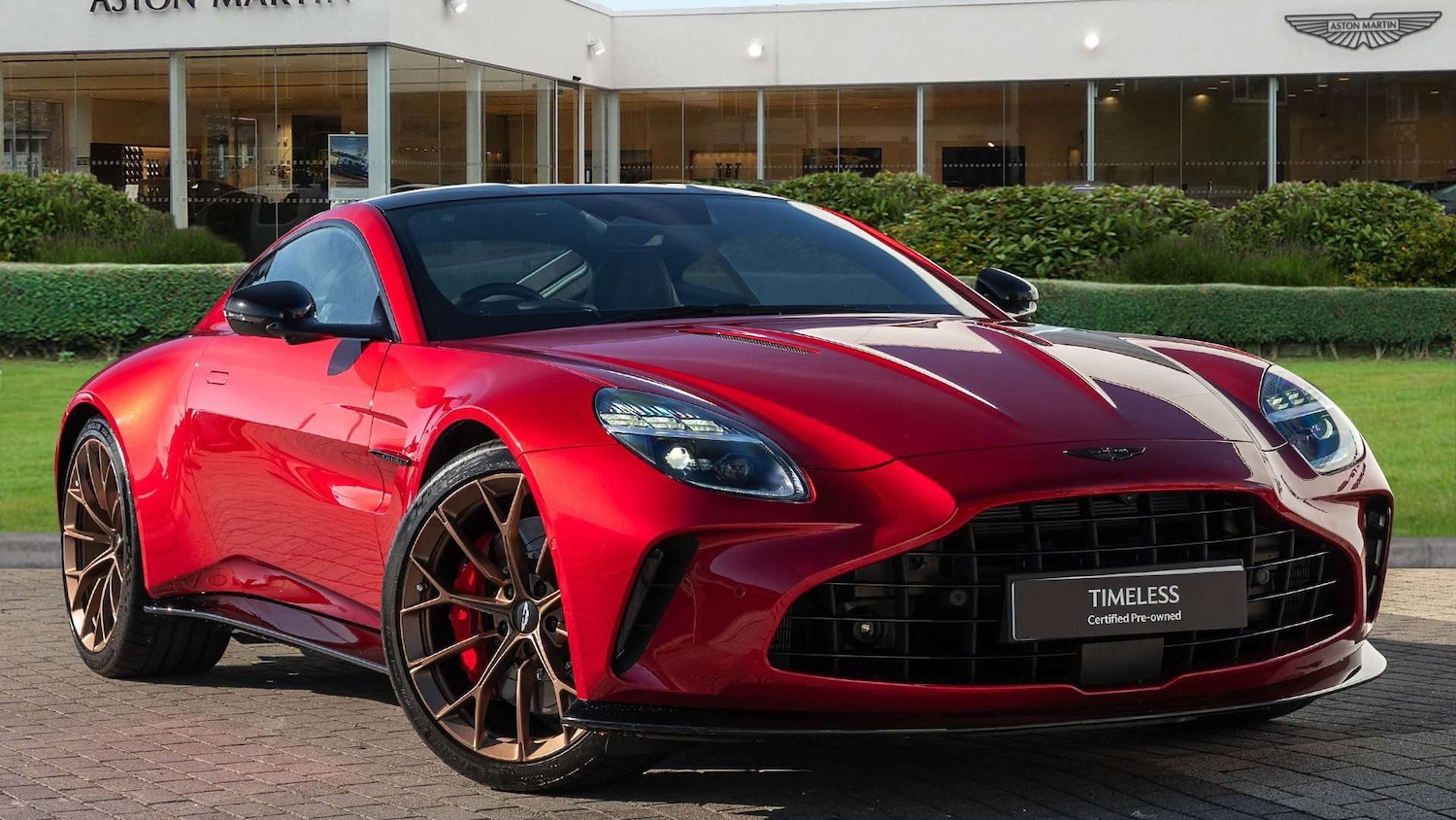 Used Aston Martin Vantage 2025 for sale - 76242442: Photo 1