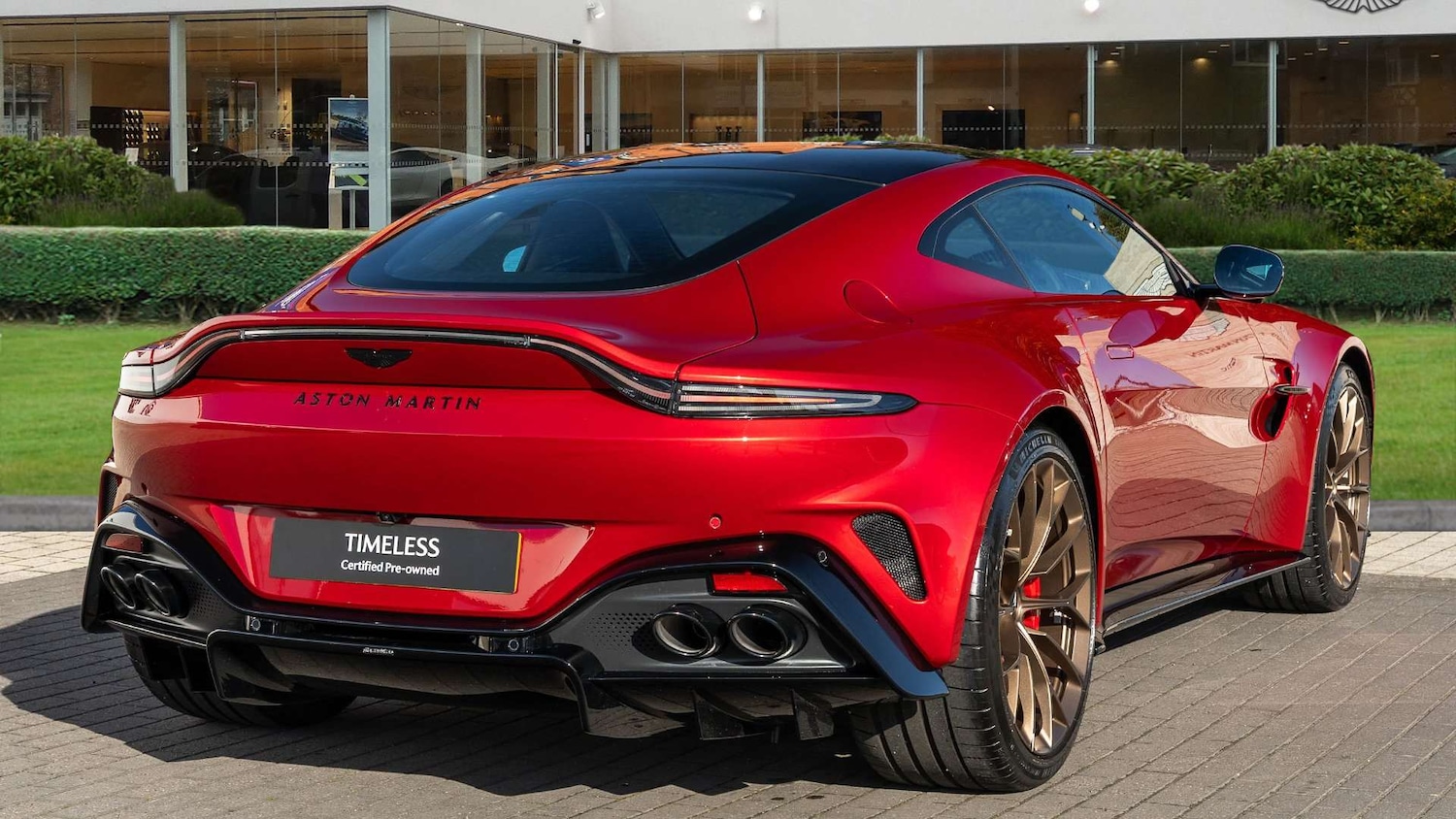 Used Aston Martin Vantage 2025 for sale - 76242442: Photo 16