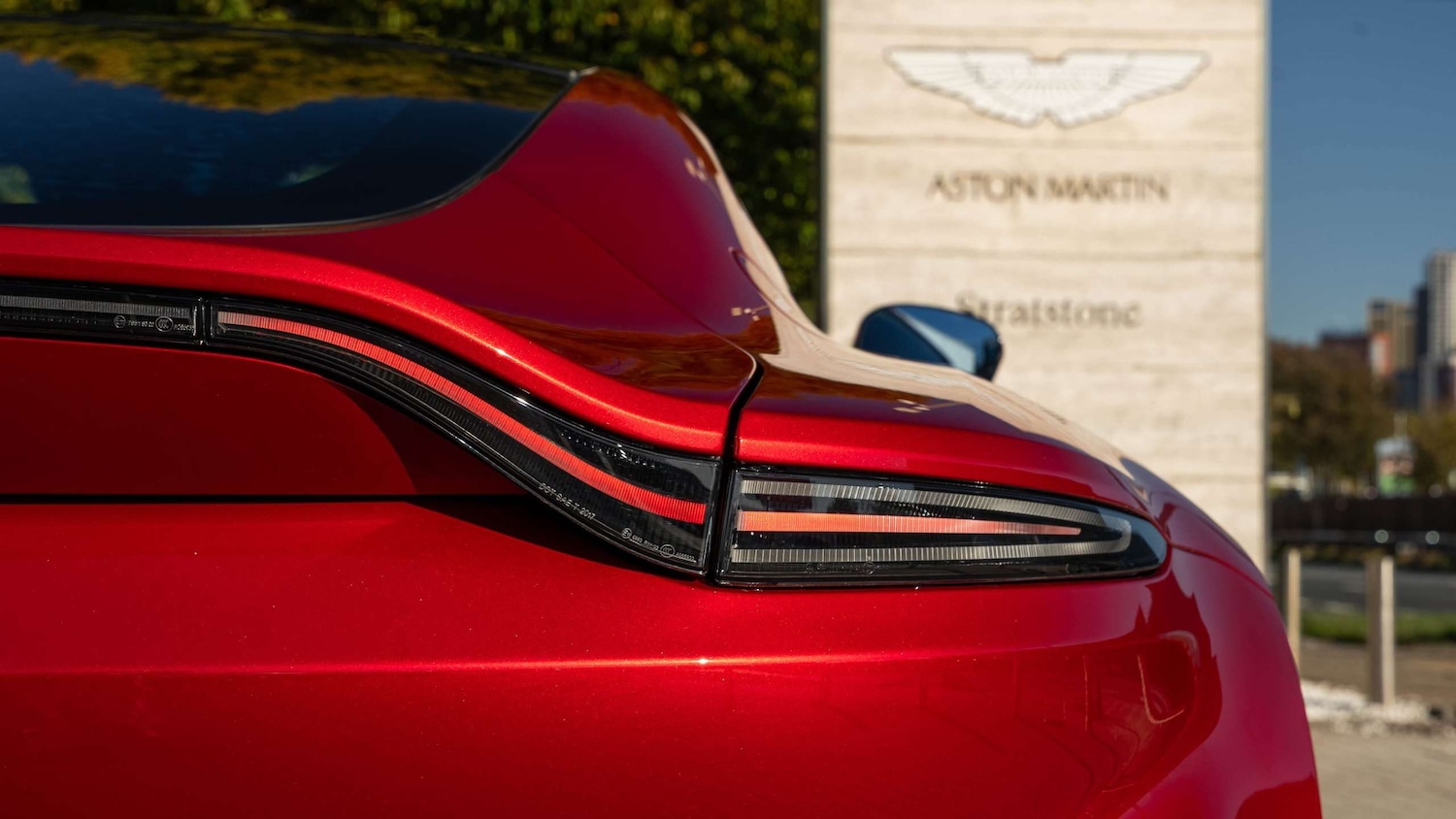 Used Aston Martin Vantage 2025 for sale - 76242442: Photo 17