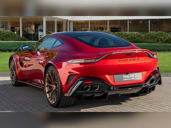 Used Aston Martin Vantage 2025 for sale - 76242442: Photo 2