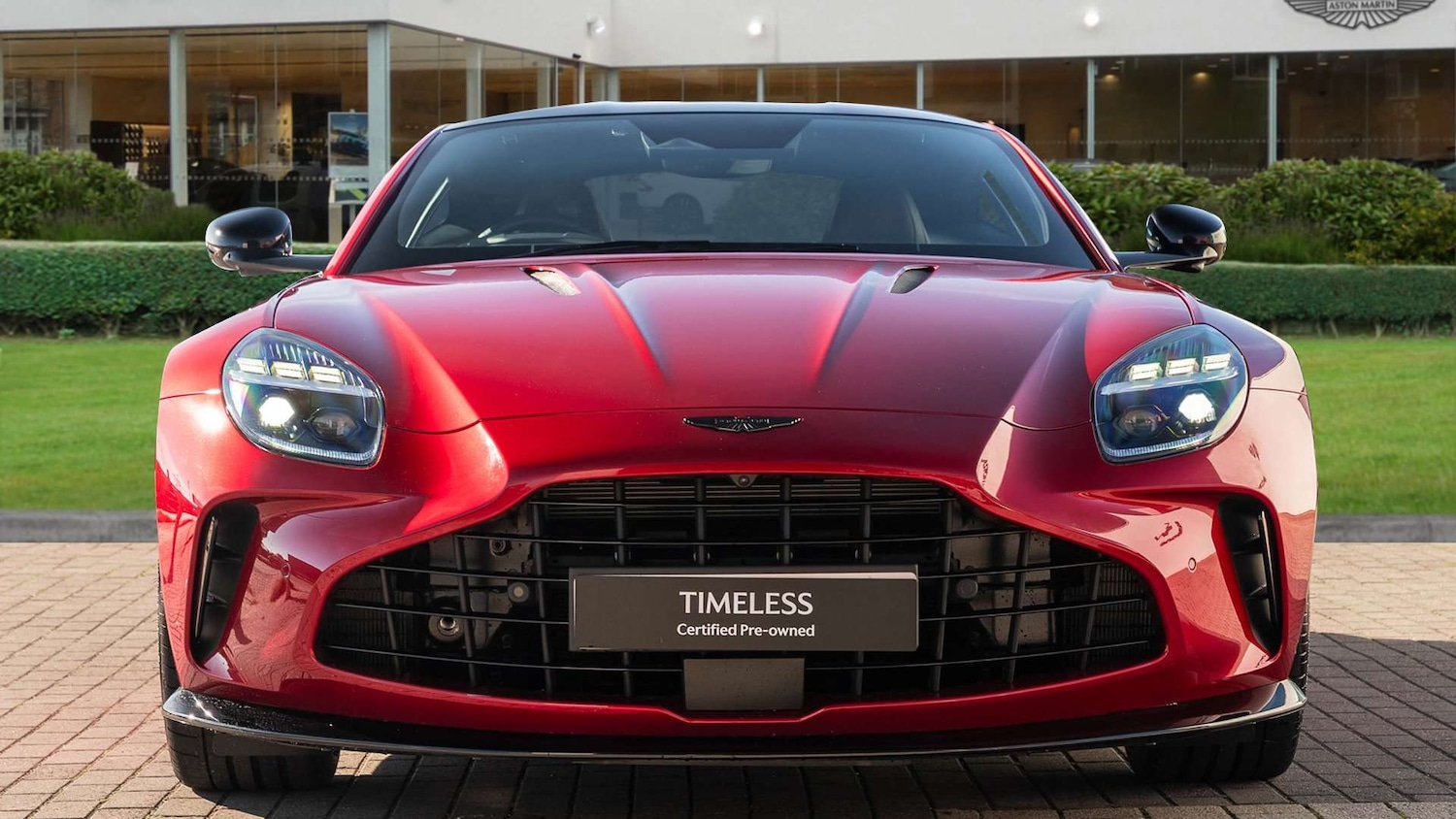 Used Aston Martin Vantage 2025 for sale - 76242442: Photo 7