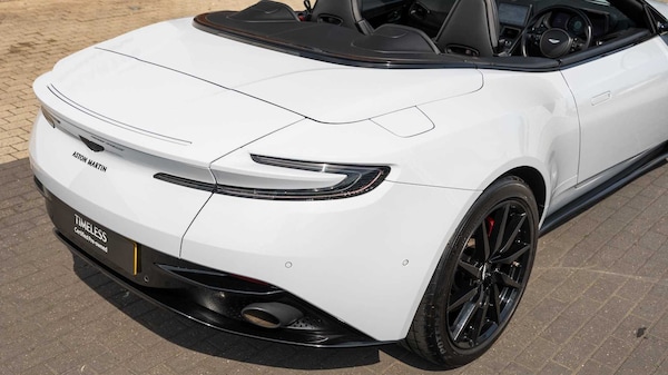 Used Aston Martin DB11 2022 for sale - 76205235: Photo 20