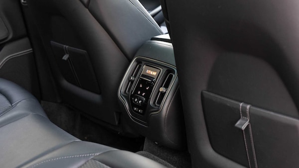 Used Aston Martin DBX 2023 for sale - 75216908: Photo 23