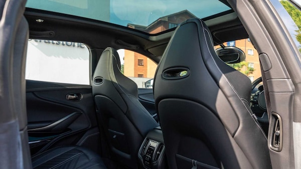 Used Aston Martin DBX 2023 for sale - 75216908: Photo 24