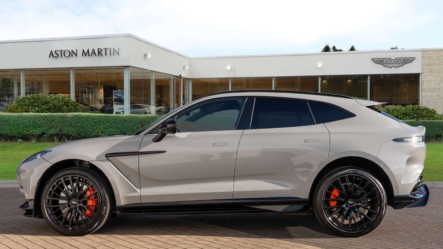 Used Aston Martin DBX 2023 for sale - 76141909: Photo 13