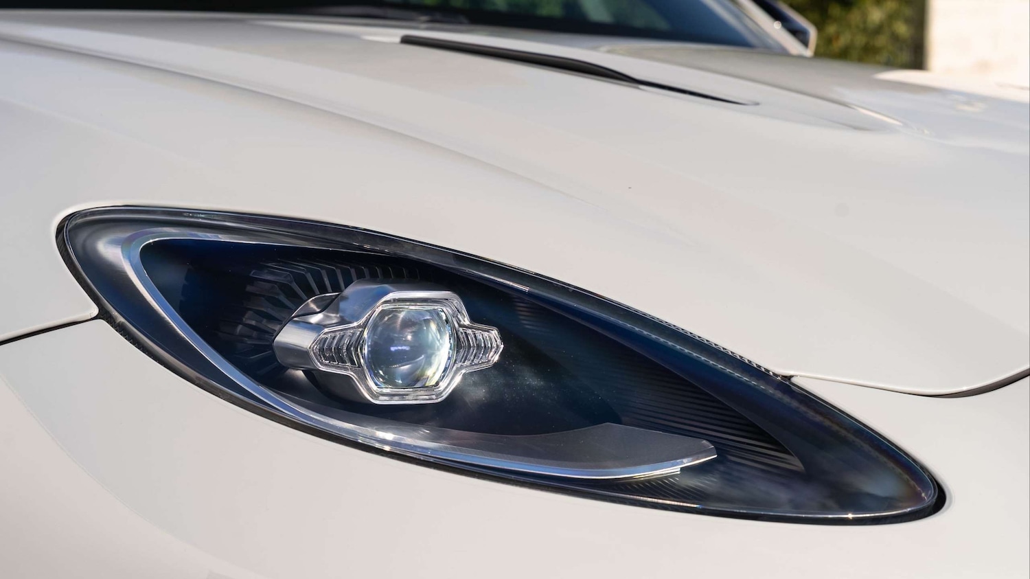Used Aston Martin DBX 2023 for sale - 76141909: Photo 27