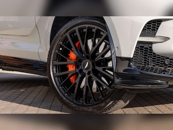Used Aston Martin DBX 2023 for sale - 76141909: Photo 4