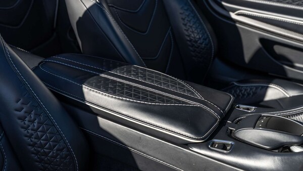 Used Aston Martin DBS 2023 for sale - 76230322: Photo 25