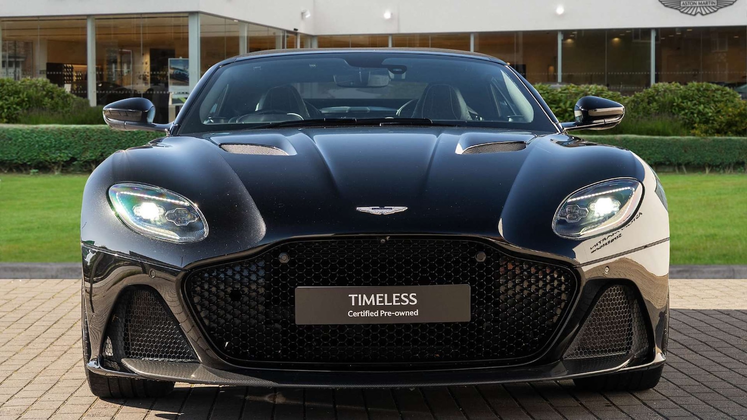 Used Aston Martin DBS 2023 for sale - 76230322: Photo 7