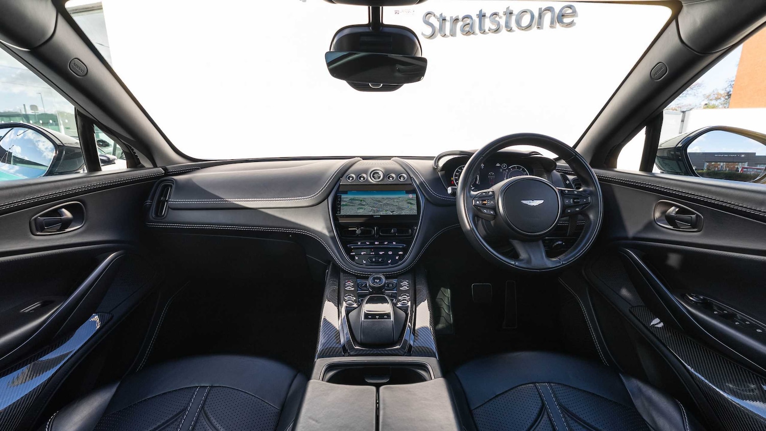 Used Aston Martin DBX 2022 for sale - 76842988: Photo 10