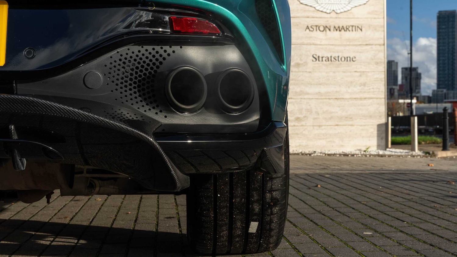 Used Aston Martin DBX 2022 for sale - 76842988: Photo 21