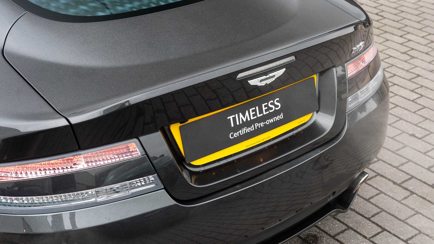 Used Aston Martin DB9 2014 for sale - 77348165: Photo 14