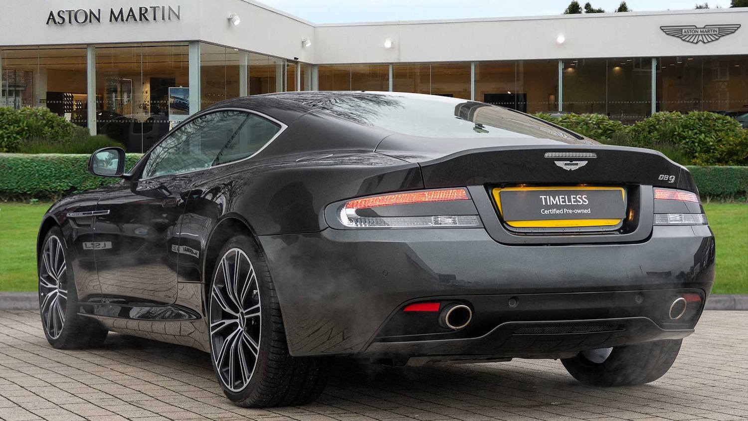 Used Aston Martin DB9 2014 for sale - 77348165: Photo 2