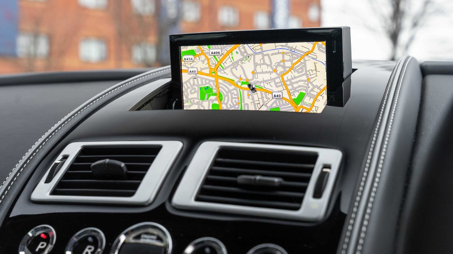 Used Aston Martin DB9 2014 for sale - 77348165: Photo 25