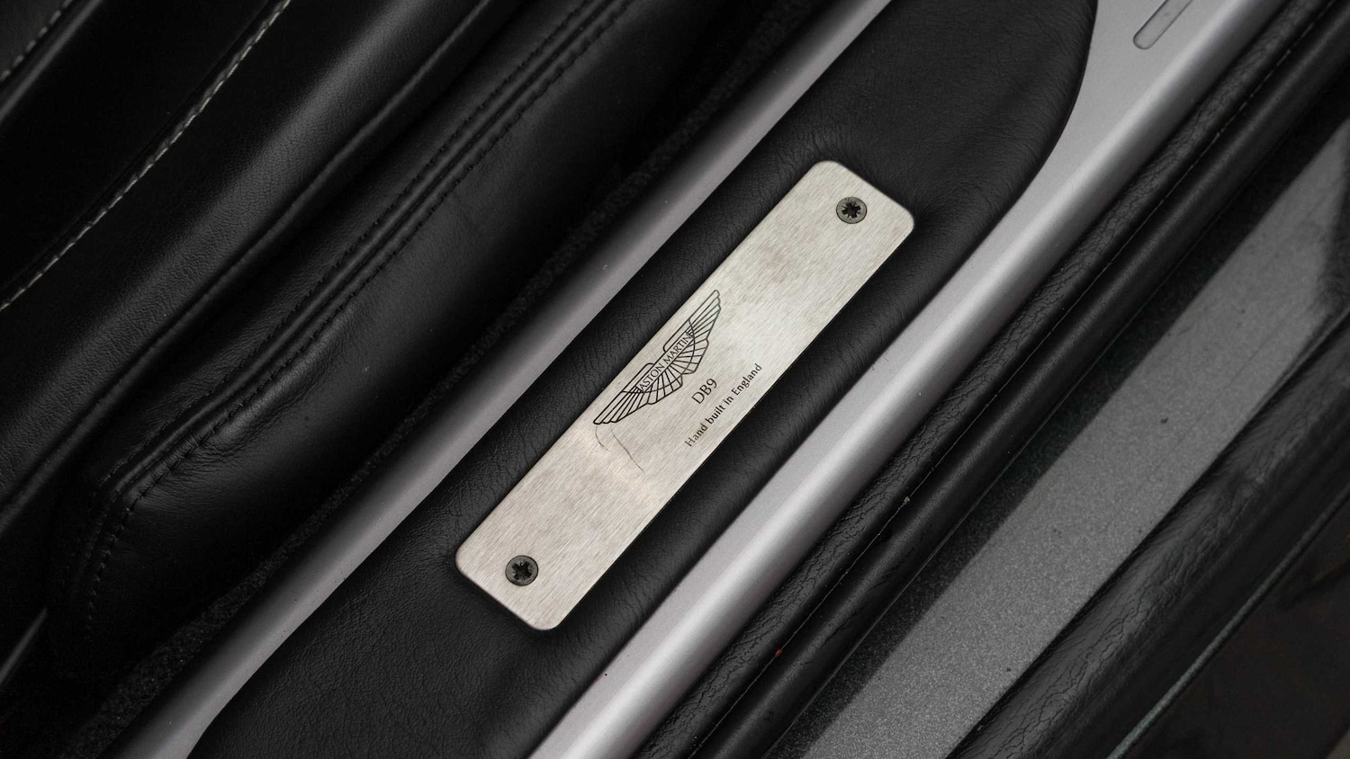 Used Aston Martin DB9 2014 for sale - 77348165: Photo 26