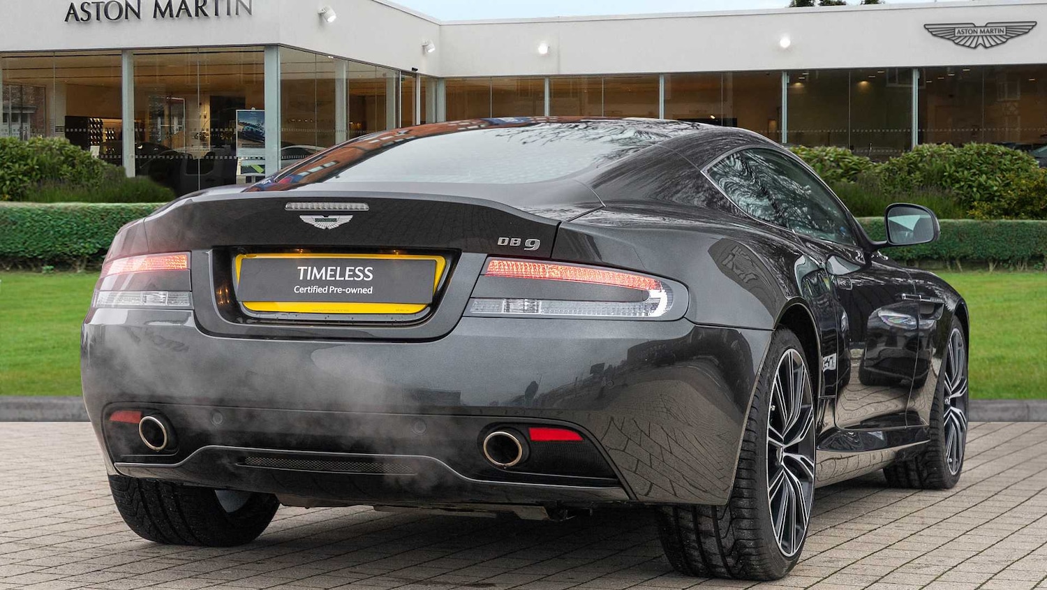 Used Aston Martin DB9 2014 for sale - 77348165: Photo 7